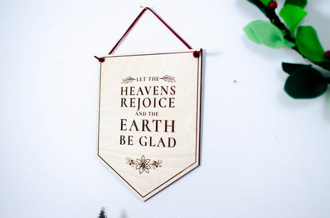 Heavens rejoice Christmas carol wooden wall banner - Birch and Tides