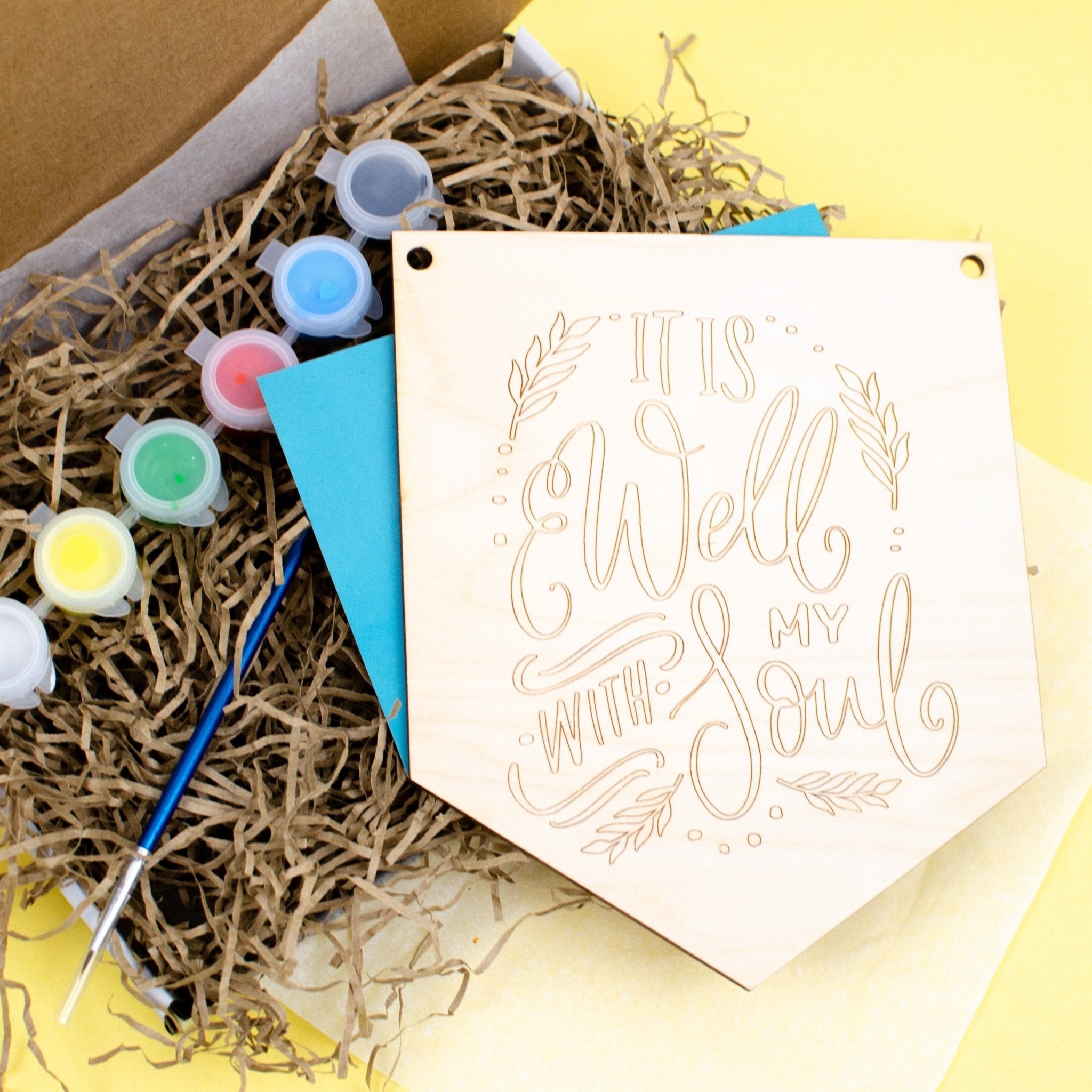 It is well wooden banner painting kit