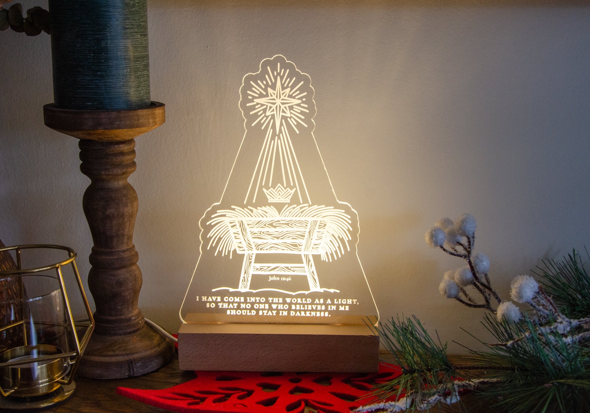 John 12:46 I have come as light christmas light